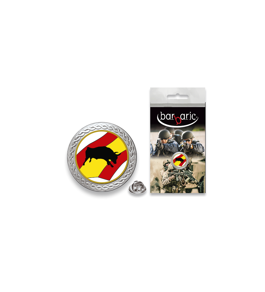 Pin Barbaric plata. borde biselado.20mm