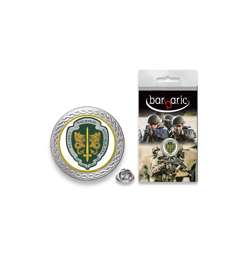 Pin Barbaric plata. borde biselado.20mm