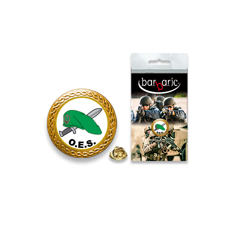 Pin Barbaric oro. borde biselado. D:20mm