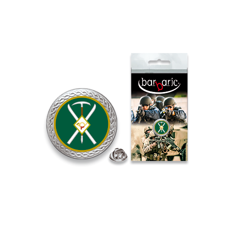 Pin Barbaric plata. borde biselado.20mm