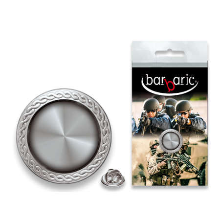 Pin Barbaric plata. borde biselado. 20mm