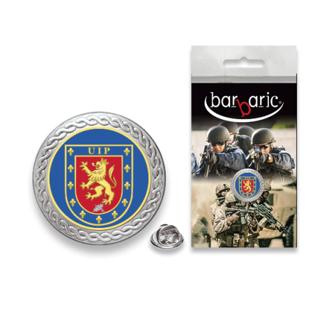 Pin Barbaric plata. borde biselado.20mm