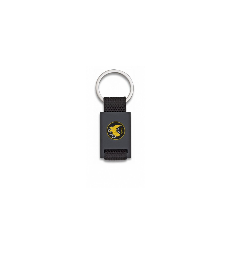 Llavero rectangulo negro + cinta negra
