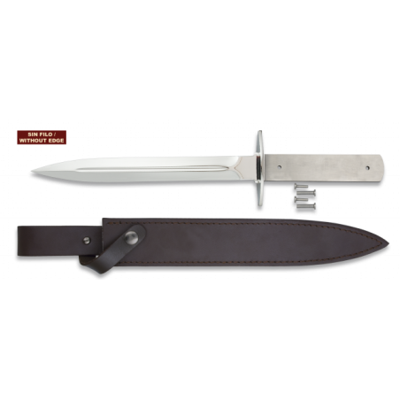 Daga. Total 41.2 cm. C/Funda